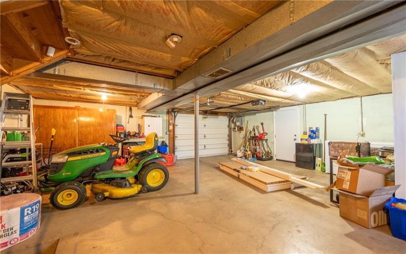 76 Lightcap Rd, Latrobe, 15650, 3 Bedrooms Bedrooms, 7 Rooms Rooms,2 BathroomsBathrooms,Residential,For Sale,Lightcap Rd,1753301