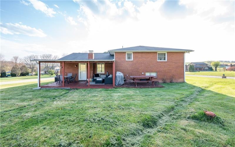 76 Lightcap Rd, Latrobe, 15650, 3 Bedrooms Bedrooms, 7 Rooms Rooms,2 BathroomsBathrooms,Residential,For Sale,Lightcap Rd,1753301