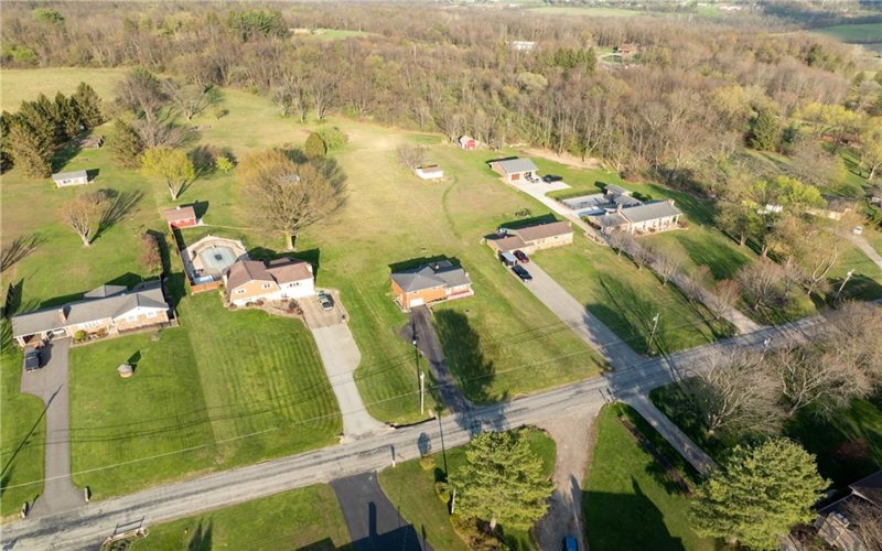 76 Lightcap Rd, Latrobe, 15650, 3 Bedrooms Bedrooms, 7 Rooms Rooms,2 BathroomsBathrooms,Residential,For Sale,Lightcap Rd,1753301