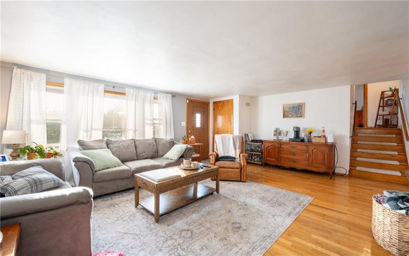 76 Lightcap Rd, Latrobe, 15650, 3 Bedrooms Bedrooms, 7 Rooms Rooms,2 BathroomsBathrooms,Residential,For Sale,Lightcap Rd,1753301