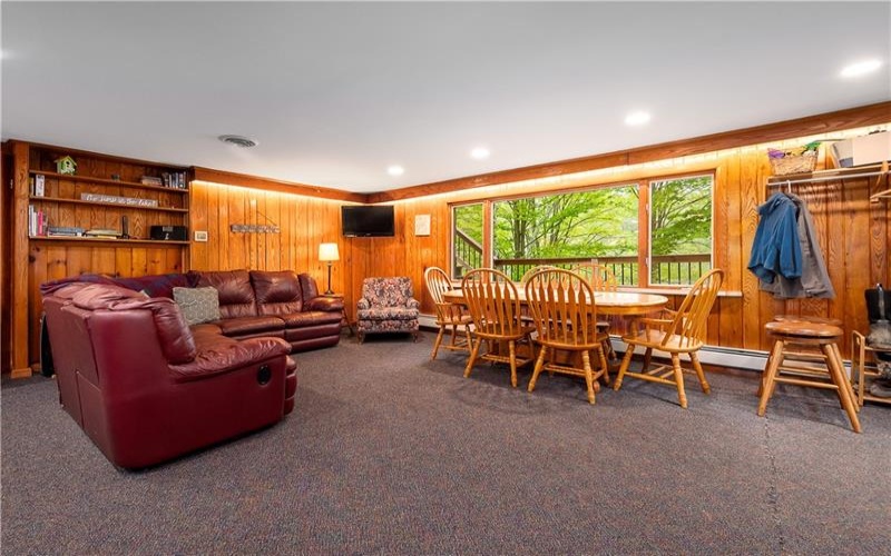 750 Lake Side Rd, Addison, 15411, 4 Bedrooms Bedrooms, ,3 BathroomsBathrooms,Residential,For Sale,Lake Side Rd,1753391