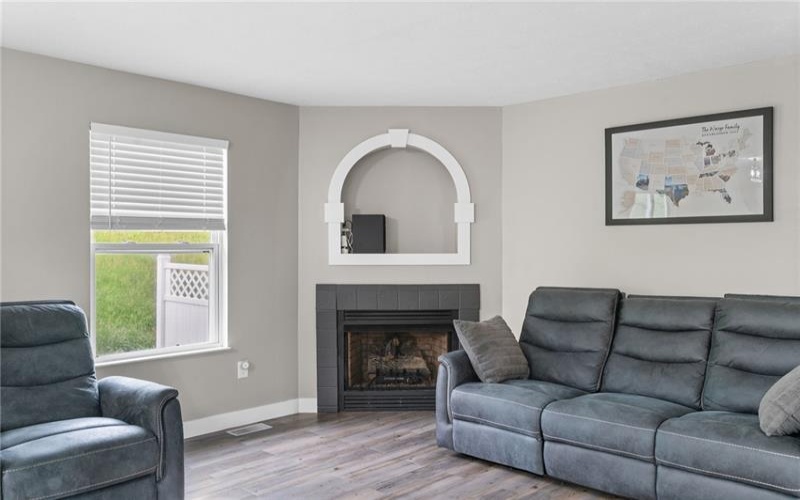 1141 Arrowhead Dr, Washington, 15301, 3 Bedrooms Bedrooms, 7 Rooms Rooms,2.1 BathroomsBathrooms,Residential,For Sale,Arrowhead Dr,1753417