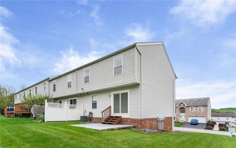 1141 Arrowhead Dr, Washington, 15301, 3 Bedrooms Bedrooms, 7 Rooms Rooms,2.1 BathroomsBathrooms,Residential,For Sale,Arrowhead Dr,1753417