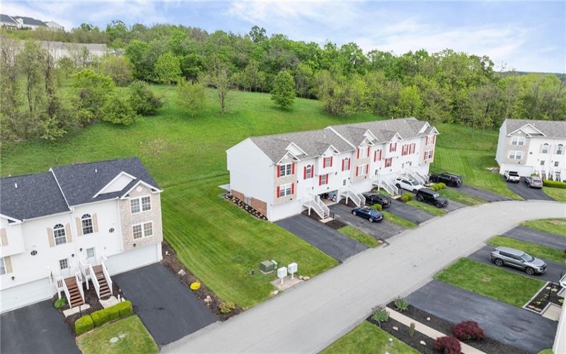 1141 Arrowhead Dr, Washington, 15301, 3 Bedrooms Bedrooms, 7 Rooms Rooms,2.1 BathroomsBathrooms,Residential,For Sale,Arrowhead Dr,1753417