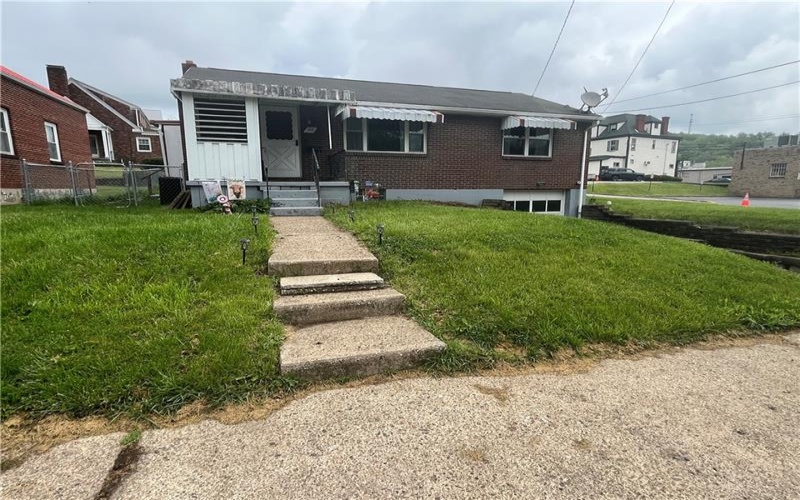 102 Johnston Rd, Washington, 15314, 3 Bedrooms Bedrooms, ,1 BathroomBathrooms,Residential,For Sale,Johnston Rd,1753434