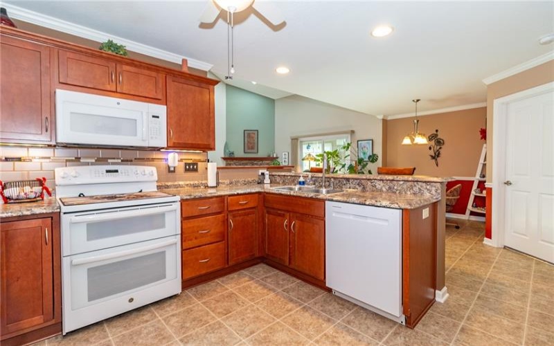 425 Chestnut Lane, Apollo, 15613, 2 Bedrooms Bedrooms, 9 Rooms Rooms,2.1 BathroomsBathrooms,Residential,For Sale,Chestnut Lane,1753497
