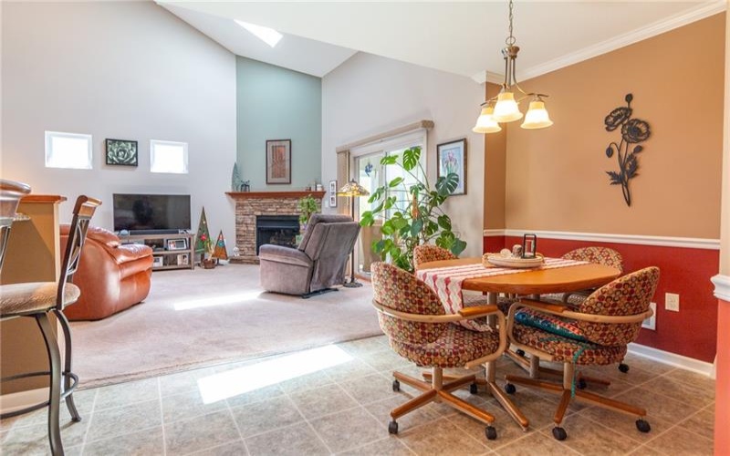 425 Chestnut Lane, Apollo, 15613, 2 Bedrooms Bedrooms, 9 Rooms Rooms,2.1 BathroomsBathrooms,Residential,For Sale,Chestnut Lane,1753497