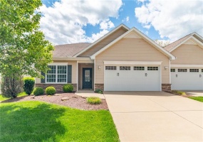 425 Chestnut Lane, Apollo, 15613, 2 Bedrooms Bedrooms, 9 Rooms Rooms,2.1 BathroomsBathrooms,Residential,For Sale,Chestnut Lane,1753497