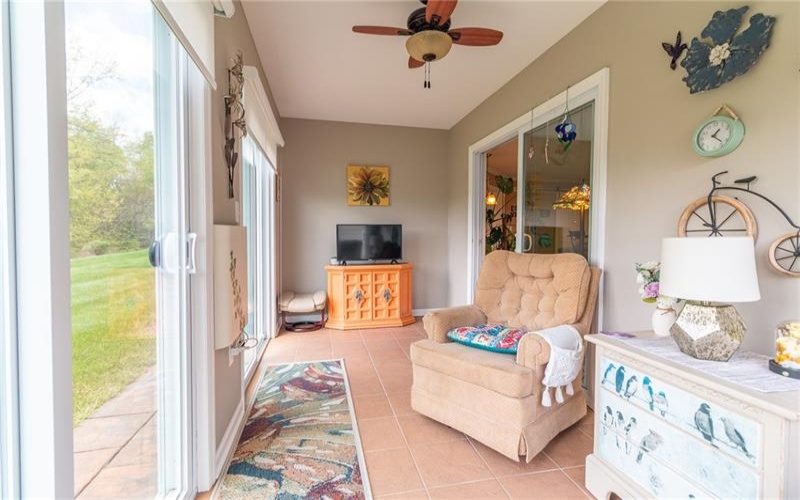 425 Chestnut Lane, Apollo, 15613, 2 Bedrooms Bedrooms, 9 Rooms Rooms,2.1 BathroomsBathrooms,Residential,For Sale,Chestnut Lane,1753497