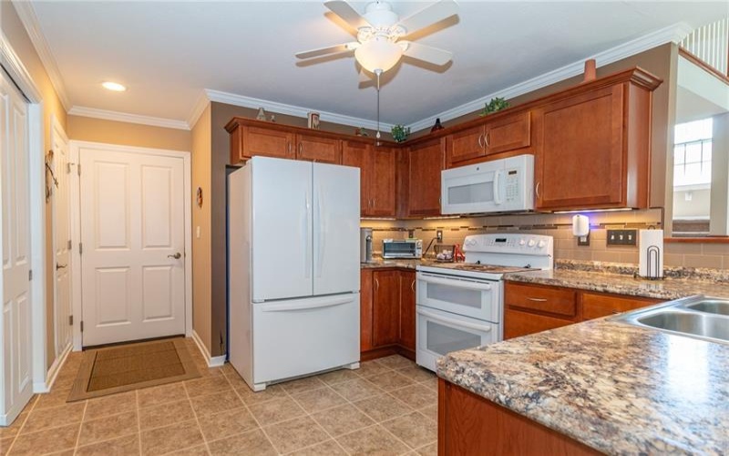 425 Chestnut Lane, Apollo, 15613, 2 Bedrooms Bedrooms, 9 Rooms Rooms,2.1 BathroomsBathrooms,Residential,For Sale,Chestnut Lane,1753497
