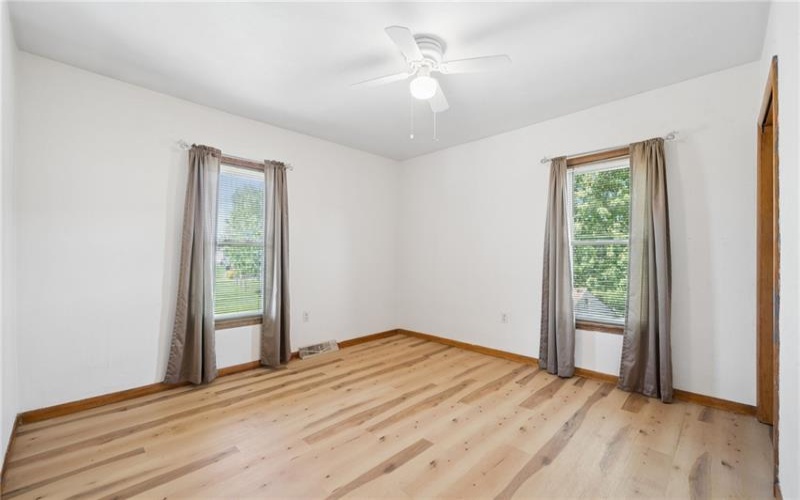 403 6th Street, Youngwood, 15697, 4 Bedrooms Bedrooms, 8 Rooms Rooms,2.1 BathroomsBathrooms,Residential,For Sale,6th Street,1753499