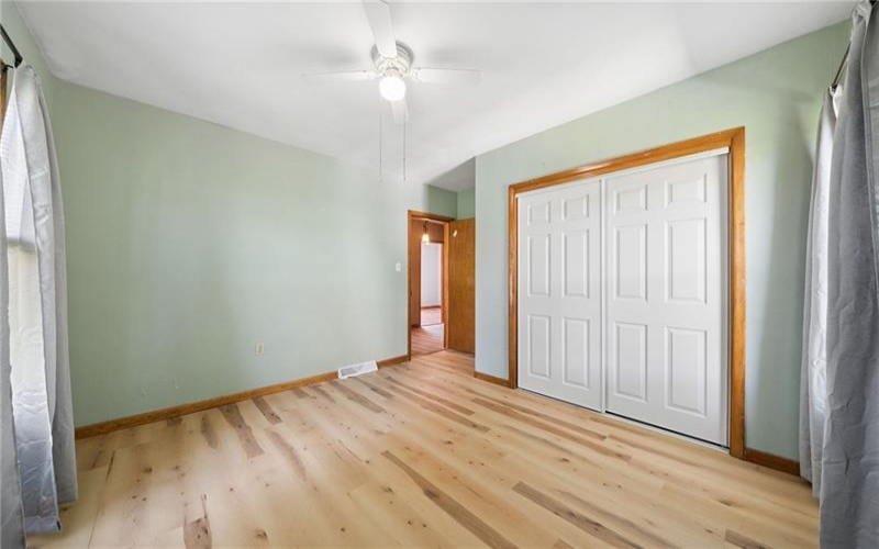 403 6th Street, Youngwood, 15697, 4 Bedrooms Bedrooms, 8 Rooms Rooms,2.1 BathroomsBathrooms,Residential,For Sale,6th Street,1753499