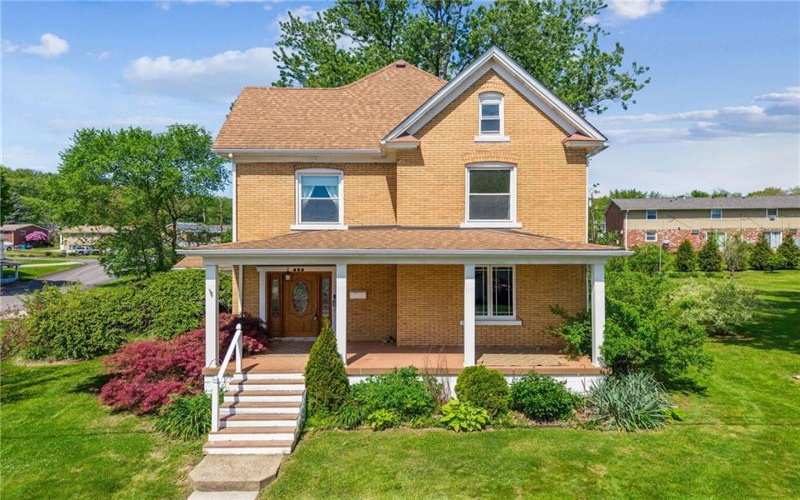 403 6th Street, Youngwood, 15697, 4 Bedrooms Bedrooms, 8 Rooms Rooms,2.1 BathroomsBathrooms,Residential,For Sale,6th Street,1753499
