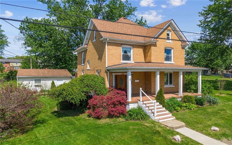403 6th Street, Youngwood, 15697, 4 Bedrooms Bedrooms, 8 Rooms Rooms,2.1 BathroomsBathrooms,Residential,For Sale,6th Street,1753499