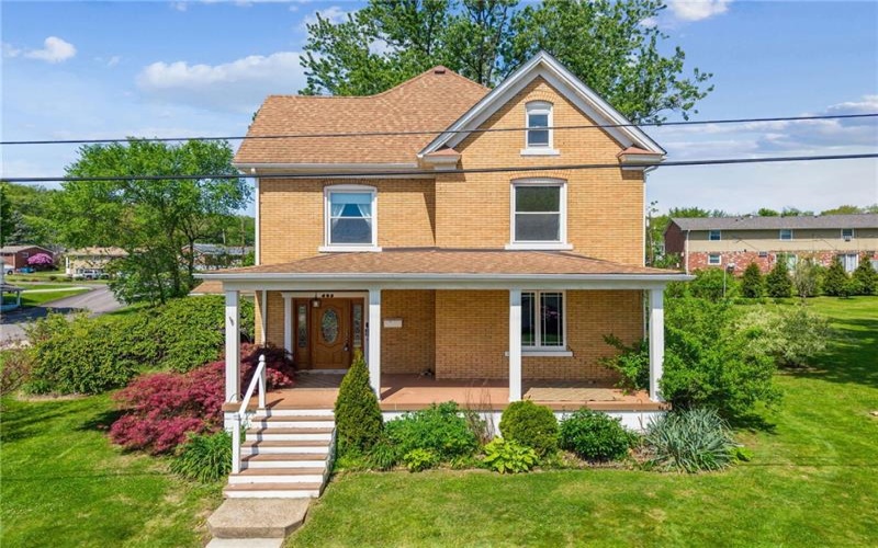 403 6th Street, Youngwood, 15697, 4 Bedrooms Bedrooms, 8 Rooms Rooms,2.1 BathroomsBathrooms,Residential,For Sale,6th Street,1753499