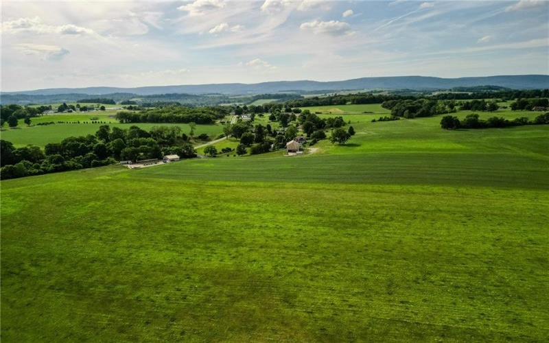 440 Owl Hollow Road, Ligonier, 15658, 5 Bedrooms Bedrooms, 13 Rooms Rooms,5 BathroomsBathrooms,Residential,For Sale,Owl Hollow Road,1753501