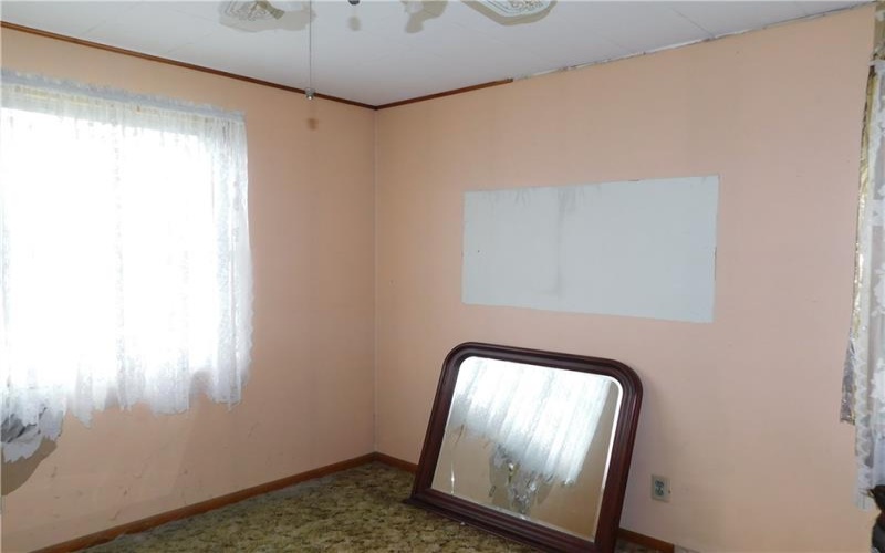 110 Holbert Stretch Road, Dilliner, 15327, 4 Bedrooms Bedrooms, 8 Rooms Rooms,1 BathroomBathrooms,Residential,For Sale,Holbert Stretch Road,1753534