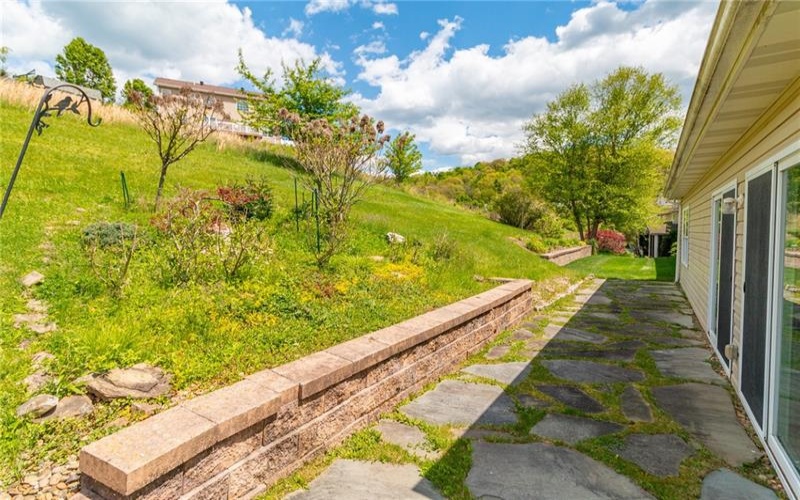 420 Chestnut Lane, Apollo, 15613, 2 Bedrooms Bedrooms, 8 Rooms Rooms,2 BathroomsBathrooms,Residential,For Sale,Chestnut Lane,1753552