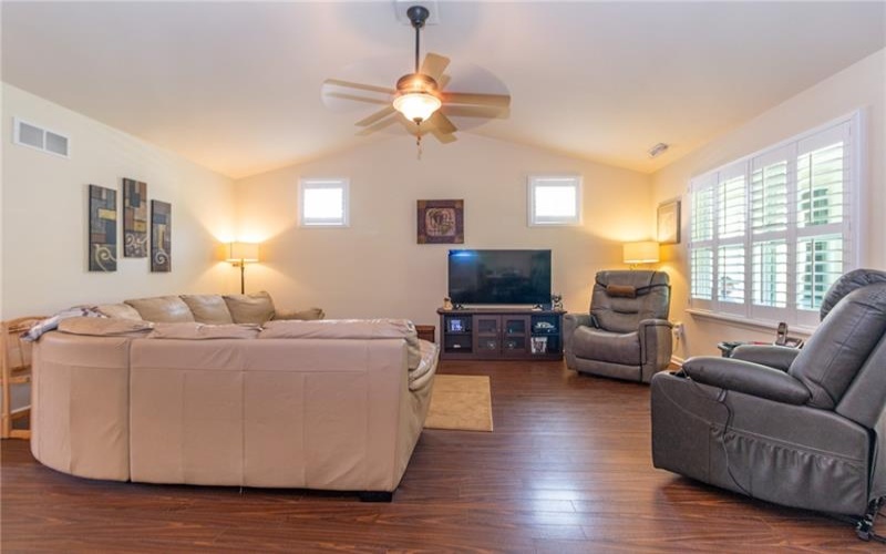 420 Chestnut Lane, Apollo, 15613, 2 Bedrooms Bedrooms, 8 Rooms Rooms,2 BathroomsBathrooms,Residential,For Sale,Chestnut Lane,1753552