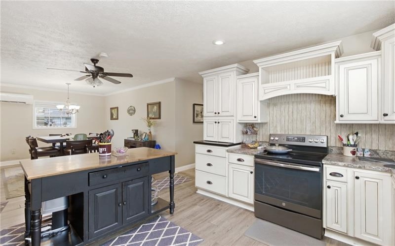 2650 National Pike, Scenery Hill, 15360, 4 Bedrooms Bedrooms, 12 Rooms Rooms,3 BathroomsBathrooms,Residential,For Sale,National Pike,1753560