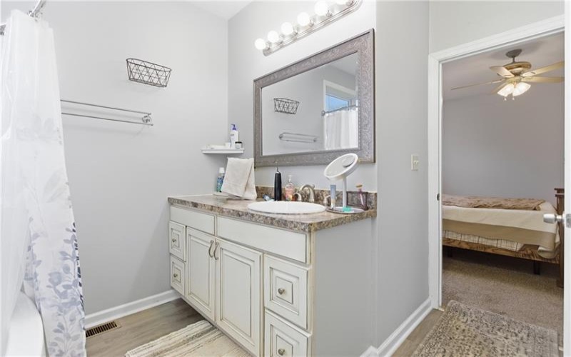 2650 National Pike, Scenery Hill, 15360, 4 Bedrooms Bedrooms, 12 Rooms Rooms,3 BathroomsBathrooms,Residential,For Sale,National Pike,1753560