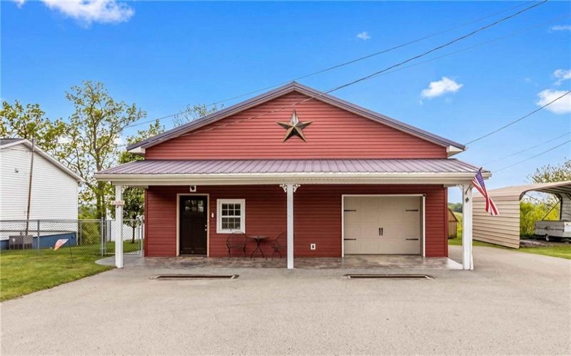 2650 National Pike, Scenery Hill, 15360, 4 Bedrooms Bedrooms, 12 Rooms Rooms,3 BathroomsBathrooms,Residential,For Sale,National Pike,1753560