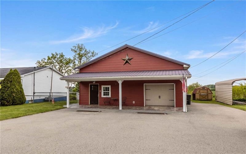 2650 National Pike, Scenery Hill, 15360, 4 Bedrooms Bedrooms, 12 Rooms Rooms,3 BathroomsBathrooms,Residential,For Sale,National Pike,1753560