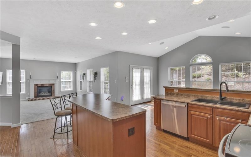 1003 Timber Run Dr, Mc Donald, 15057, 4 Bedrooms Bedrooms, 12 Rooms Rooms,2.2 BathroomsBathrooms,Residential,For Sale,Timber Run Dr,1752586
