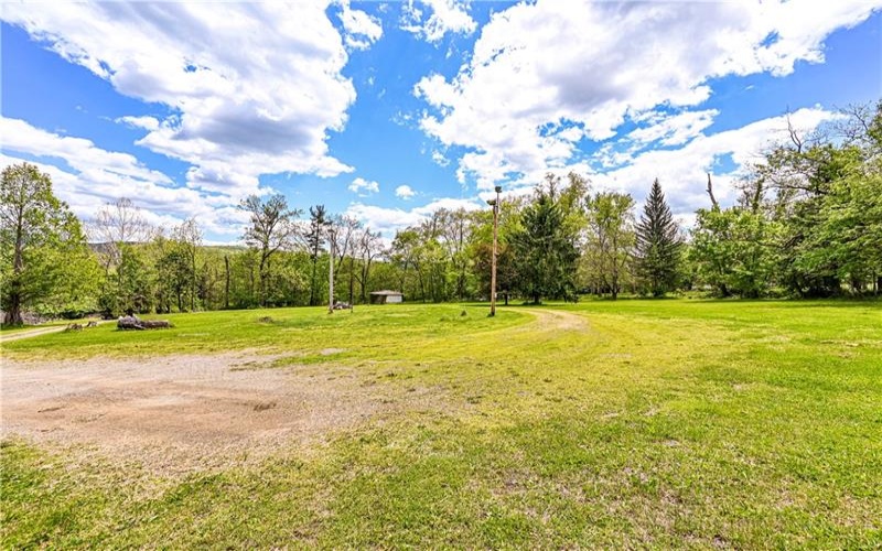 324 Fenfield Dr, Latrobe, 15650, 3 Bedrooms Bedrooms, ,1.1 BathroomsBathrooms,Residential,For Sale,Fenfield Dr,1752993