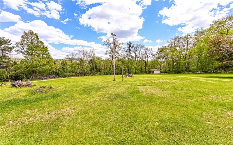 324 Fenfield Dr, Latrobe, 15650, 3 Bedrooms Bedrooms, ,1.1 BathroomsBathrooms,Residential,For Sale,Fenfield Dr,1752993