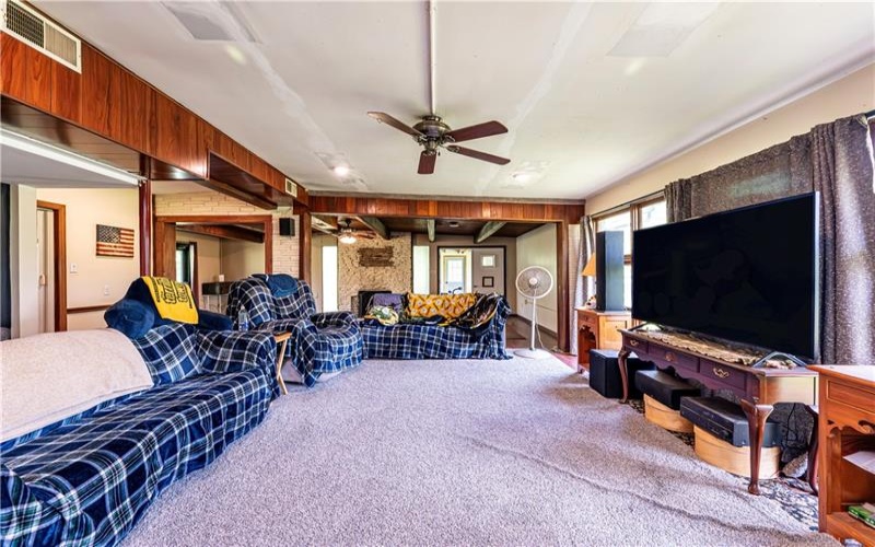 324 Fenfield Dr, Latrobe, 15650, 3 Bedrooms Bedrooms, ,1.1 BathroomsBathrooms,Residential,For Sale,Fenfield Dr,1752993