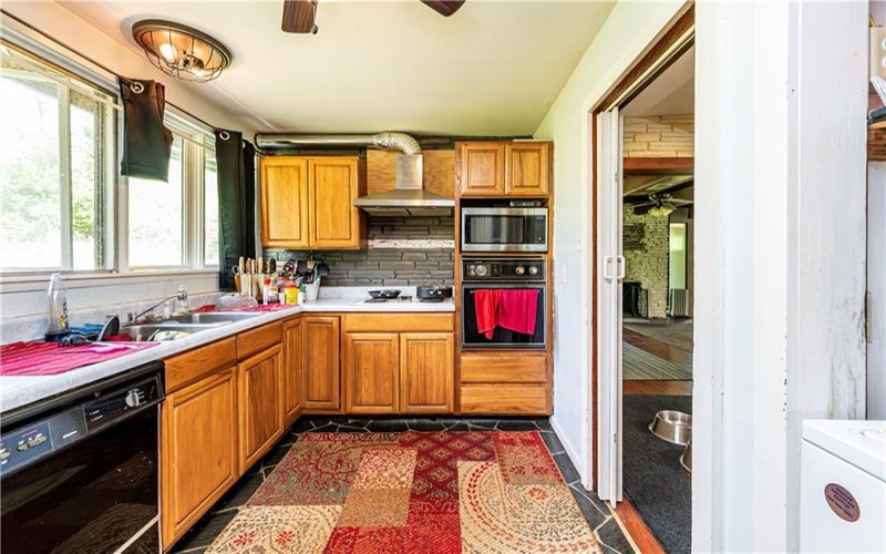 324 Fenfield Dr, Latrobe, 15650, 3 Bedrooms Bedrooms, ,1.1 BathroomsBathrooms,Residential,For Sale,Fenfield Dr,1752993