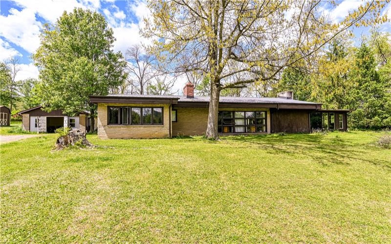 324 Fenfield Dr, Latrobe, 15650, 3 Bedrooms Bedrooms, ,1.1 BathroomsBathrooms,Residential,For Sale,Fenfield Dr,1752993