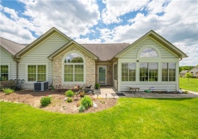 1905 Golf Course Dr, Washington, 15301, 2 Bedrooms Bedrooms, 9 Rooms Rooms,2 BathroomsBathrooms,Residential,For Sale,Golf Course Dr,1753296