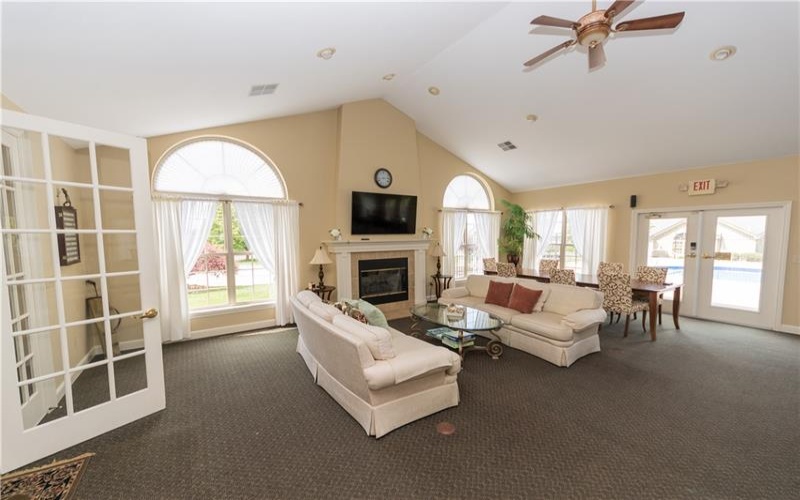 1905 Golf Course Dr, Washington, 15301, 2 Bedrooms Bedrooms, 9 Rooms Rooms,2 BathroomsBathrooms,Residential,For Sale,Golf Course Dr,1753296