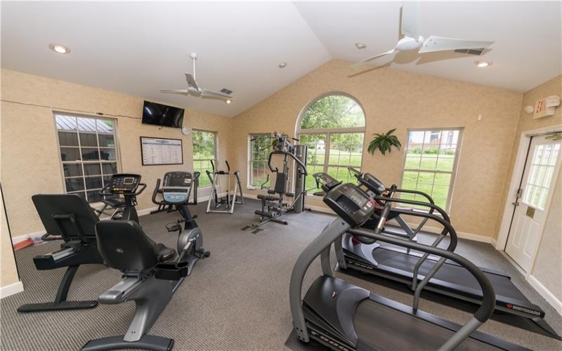 1905 Golf Course Dr, Washington, 15301, 2 Bedrooms Bedrooms, 9 Rooms Rooms,2 BathroomsBathrooms,Residential,For Sale,Golf Course Dr,1753296
