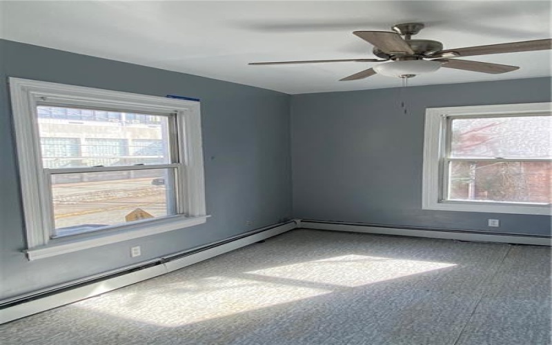 348 Pennsylvania Ave, Greensburg, 15601, 2 Bedrooms Bedrooms, ,1 BathroomBathrooms,Lease,For Rent,Pennsylvania Ave,1753387