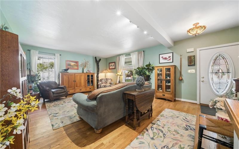 115 Vincent Street, Ligonier, 15658, 3 Bedrooms Bedrooms, ,2 BathroomsBathrooms,Residential,For Sale,Vincent Street,1753649