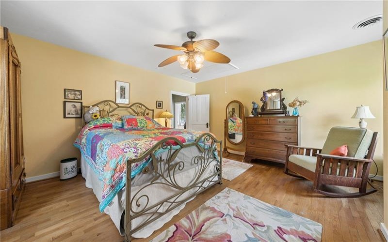 115 Vincent Street, Ligonier, 15658, 3 Bedrooms Bedrooms, ,2 BathroomsBathrooms,Residential,For Sale,Vincent Street,1753649
