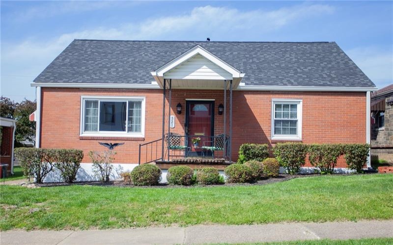 521 Turney St, Greensburg, 15601, 3 Bedrooms Bedrooms, ,2 BathroomsBathrooms,Residential,For Sale,Turney St,1753656
