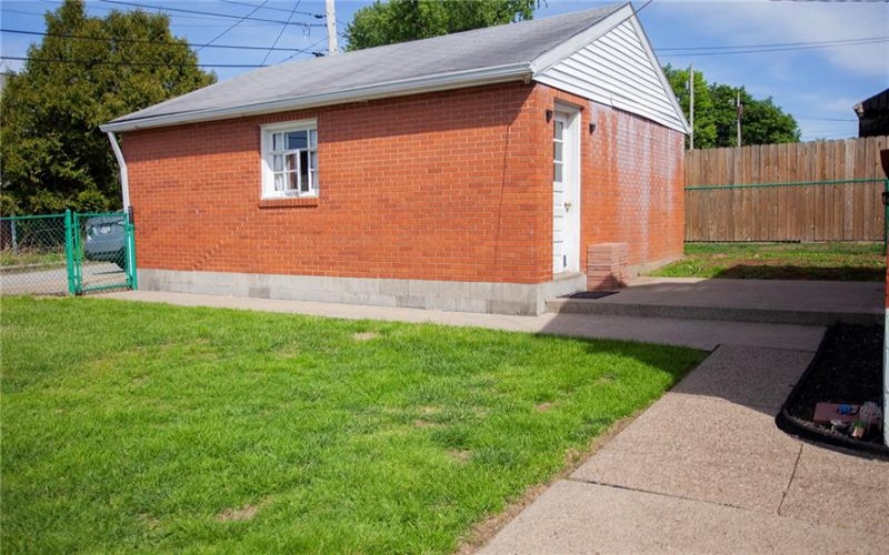 521 Turney St, Greensburg, 15601, 3 Bedrooms Bedrooms, ,2 BathroomsBathrooms,Residential,For Sale,Turney St,1753656