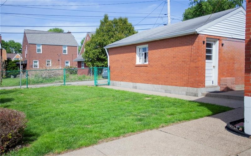 521 Turney St, Greensburg, 15601, 3 Bedrooms Bedrooms, ,2 BathroomsBathrooms,Residential,For Sale,Turney St,1753656