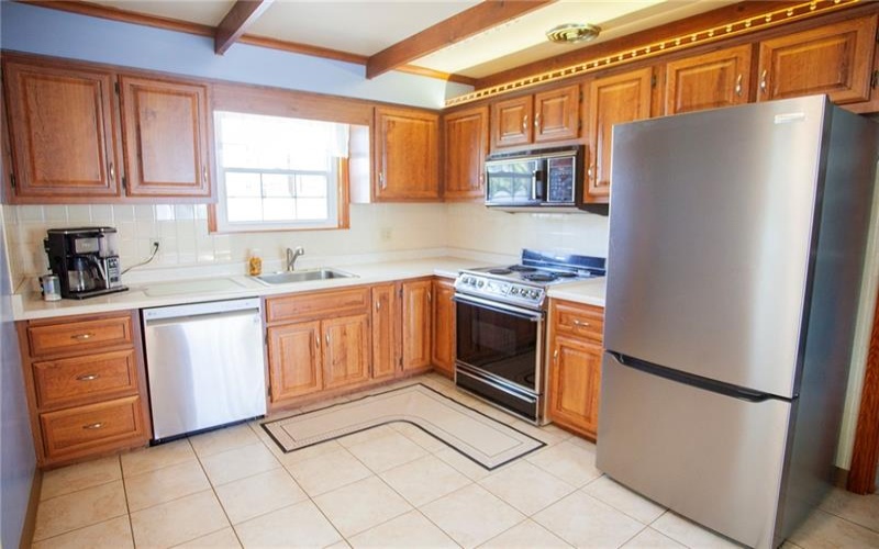 521 Turney St, Greensburg, 15601, 3 Bedrooms Bedrooms, ,2 BathroomsBathrooms,Residential,For Sale,Turney St,1753656