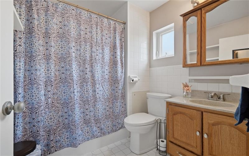 1504 7th St, New Kensington, 15068, 3 Bedrooms Bedrooms, 7 Rooms Rooms,1.1 BathroomsBathrooms,Residential,For Sale,7th St,1753671