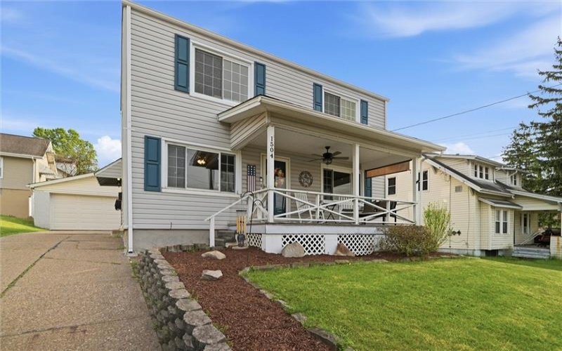 1504 7th St, New Kensington, 15068, 3 Bedrooms Bedrooms, 7 Rooms Rooms,1.1 BathroomsBathrooms,Residential,For Sale,7th St,1753671