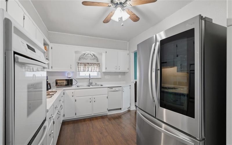 1504 7th St, New Kensington, 15068, 3 Bedrooms Bedrooms, 7 Rooms Rooms,1.1 BathroomsBathrooms,Residential,For Sale,7th St,1753671