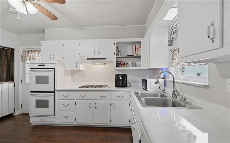 1504 7th St, New Kensington, 15068, 3 Bedrooms Bedrooms, 7 Rooms Rooms,1.1 BathroomsBathrooms,Residential,For Sale,7th St,1753671