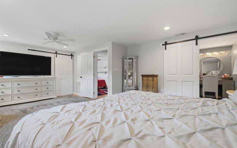 4209 Frederick DRIVE, New Kensington, 15068, 3 Bedrooms Bedrooms, 11 Rooms Rooms,2.1 BathroomsBathrooms,Residential,For Sale,Frederick,1753681