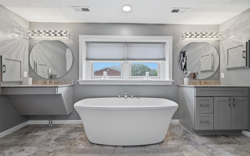 4209 Frederick DRIVE, New Kensington, 15068, 3 Bedrooms Bedrooms, 11 Rooms Rooms,2.1 BathroomsBathrooms,Residential,For Sale,Frederick,1753681