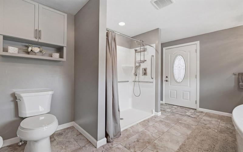 4209 Frederick DRIVE, New Kensington, 15068, 3 Bedrooms Bedrooms, 11 Rooms Rooms,2.1 BathroomsBathrooms,Residential,For Sale,Frederick,1753681